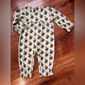 Kate Quinn Floral Print Ruffle Edged Baby Jumpsuit